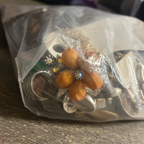 48 Piece Boho/Beaded Jewelry Bundle - Silver and Gold Tones ALL WEARABLE - LOT - Picture 9 of 9